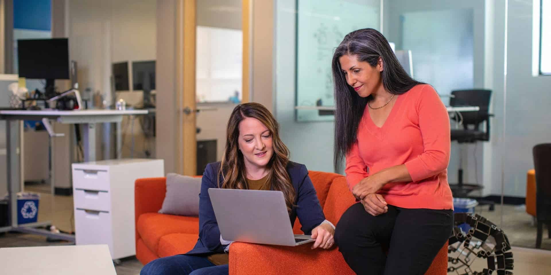 Achieve E-Commerce Success With IT Solution